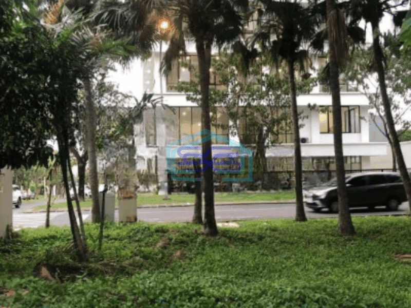 Disewakan Ruko Taman Internasional Raya Luas Bangunan 1000 m²