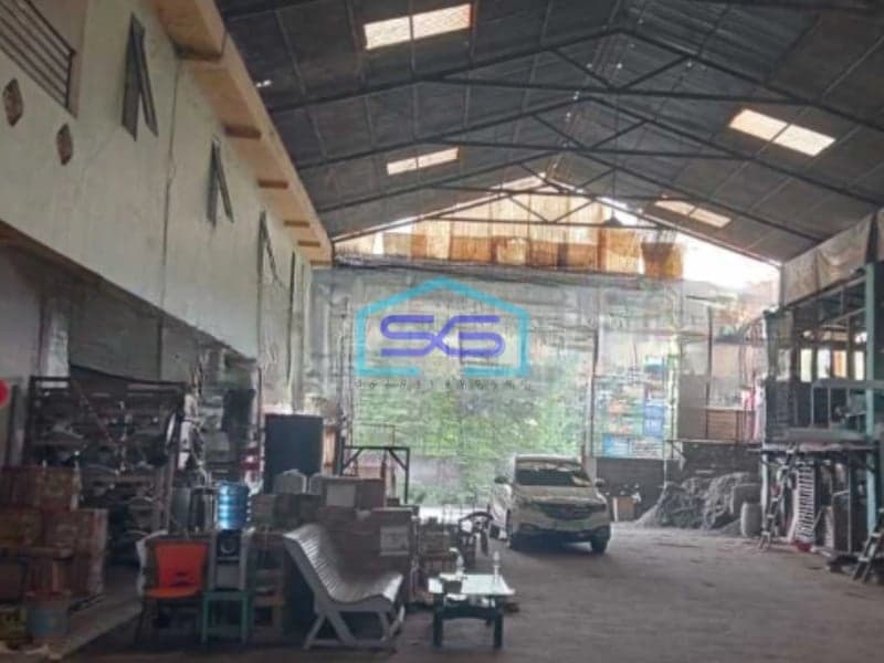 Dijual Gudang Luas Bangunan 514 m² Lokasi di Pasar Kemis Tangerang