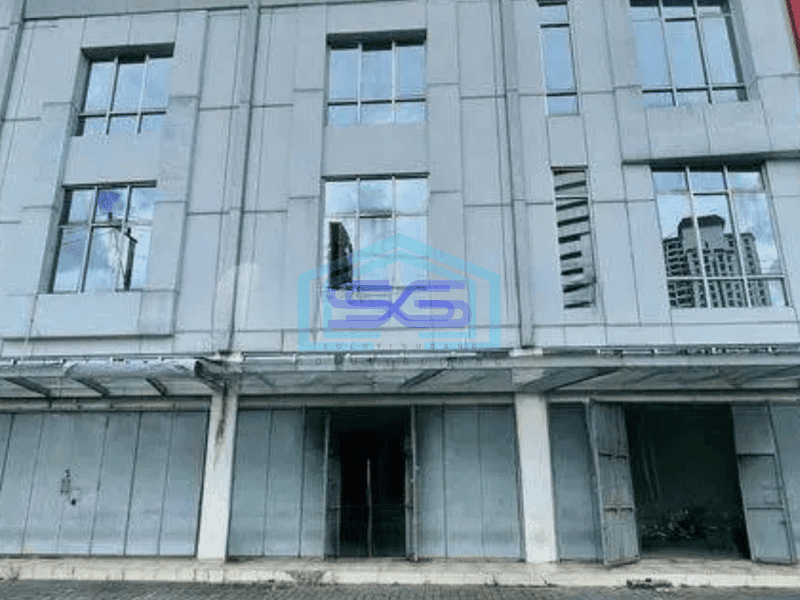 Disewakan ruko 3 lantai lokasi strategis di solo baru
