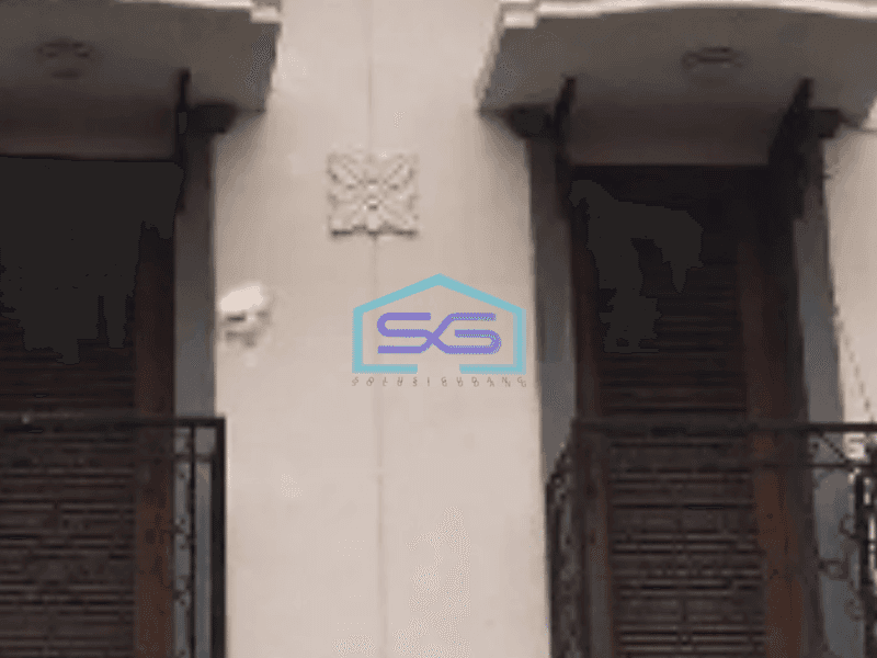 Disewakan Ruko Cantik 3 Lantai + rooftop di Jakarta Selatan LB 231m2