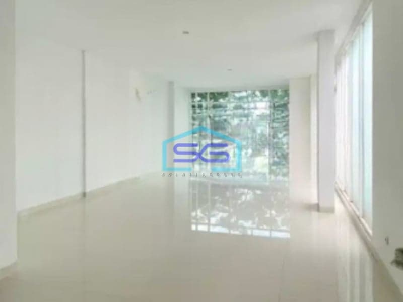Dijual Ruko 3 Lantai Luas Tanah  158 m² Lokasi di BSD Tangerang