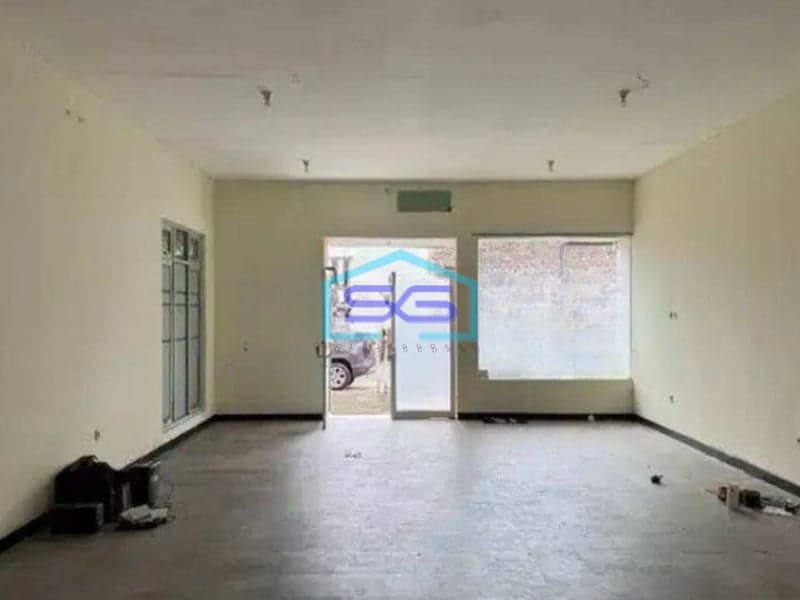 Disewakan Ruko Murah Ada Taman Belakang Cocok Kantor di Sleman Yogyakarta LT 306m2
