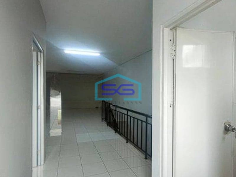 Disewakan Ruko 2 Lantai Bagus di Lippo Cikarang Luas Bangunan 177m2