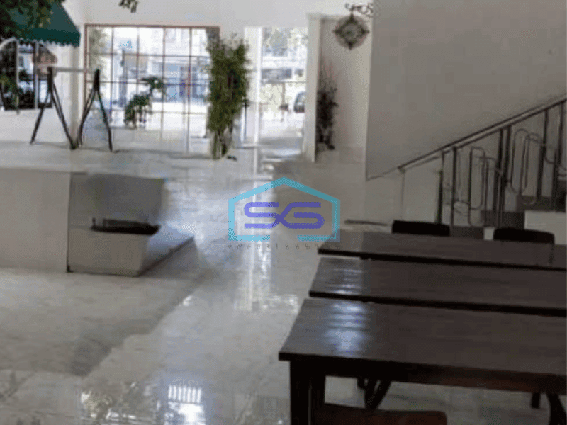 Disewakan Ruang Usaha 2 Lantai Luas Bangunan  800 m² Lokasi Rungkut Surabaya