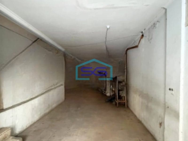 Dijual Ruko Murah 3 Lantai Luas Bangunan  222 m² Lokasi Petojo Jakarta pusat