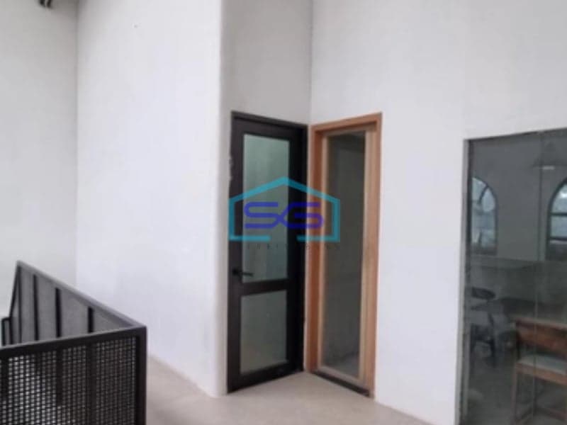 Disewakan Gudang di Karang Tengah Tangerang Akses Kontener 40 Ft Luas Bangunan 3000m2