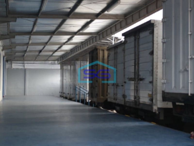 Dijual Gudang Ada Kantor Luas Tanah 2750 m²  Lokasi Bebas Banjir di Jakarta Timur