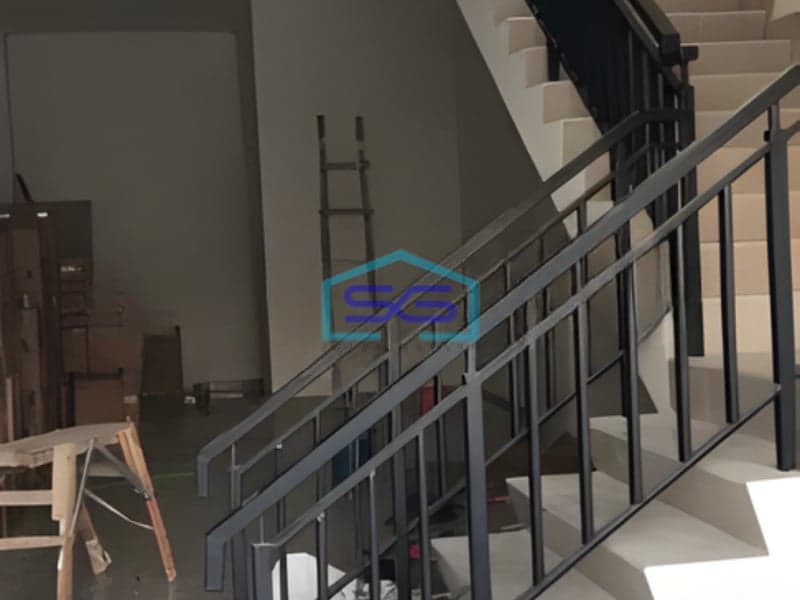 Dijual Ruko Hadap Laut Bangunan 5 Lantai di PIK Jakarta Utara LB 337m2