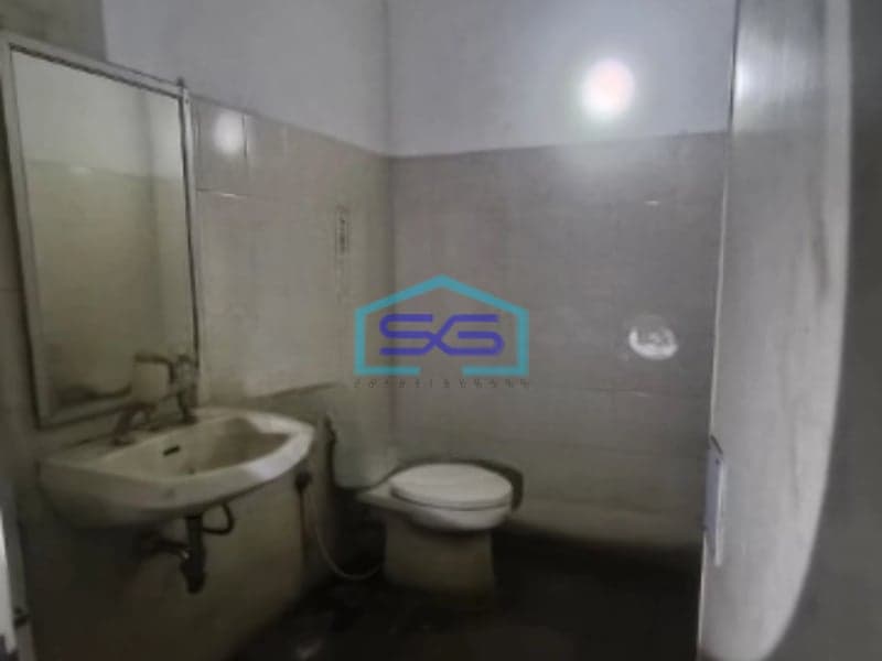 Disewakan Ruko Luas Tanah 301 m² Lokasi di Malang