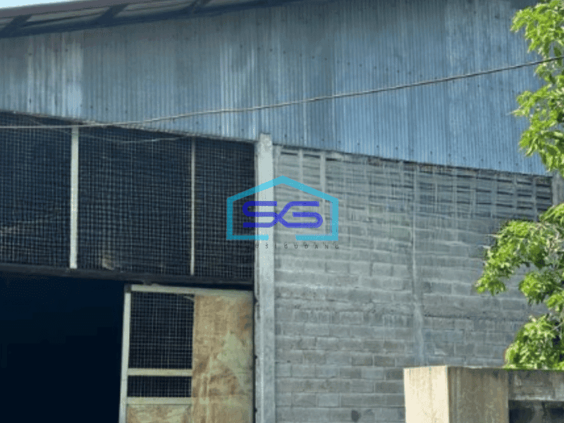 Dijual Gudang Akses Container Luas Bangunan  1000 m² Lokasi Strategis di Pasuruan Jawa Timur