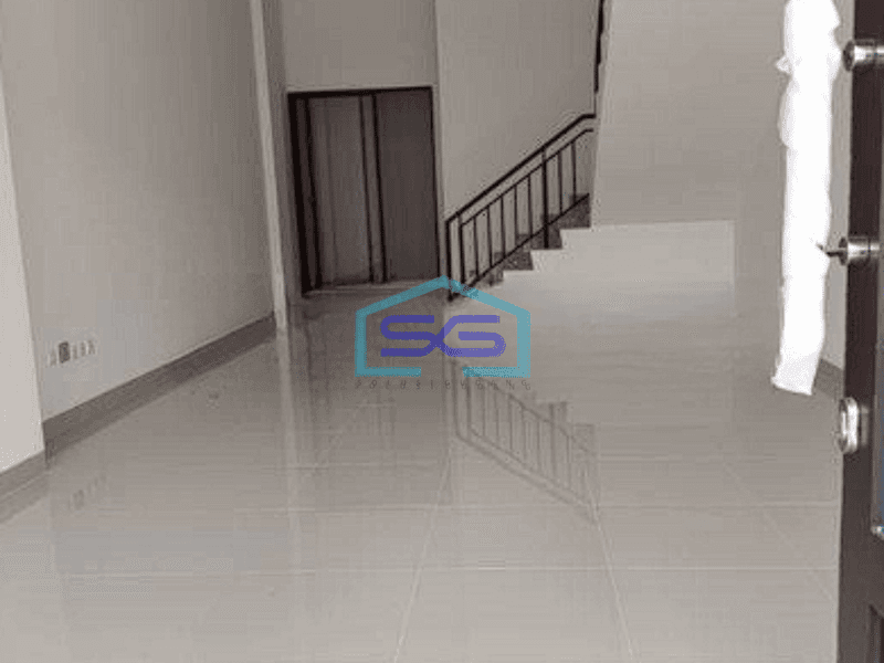 Disewakan Ruko Baru Green lake Full 3 Lantai Jakarta Barat