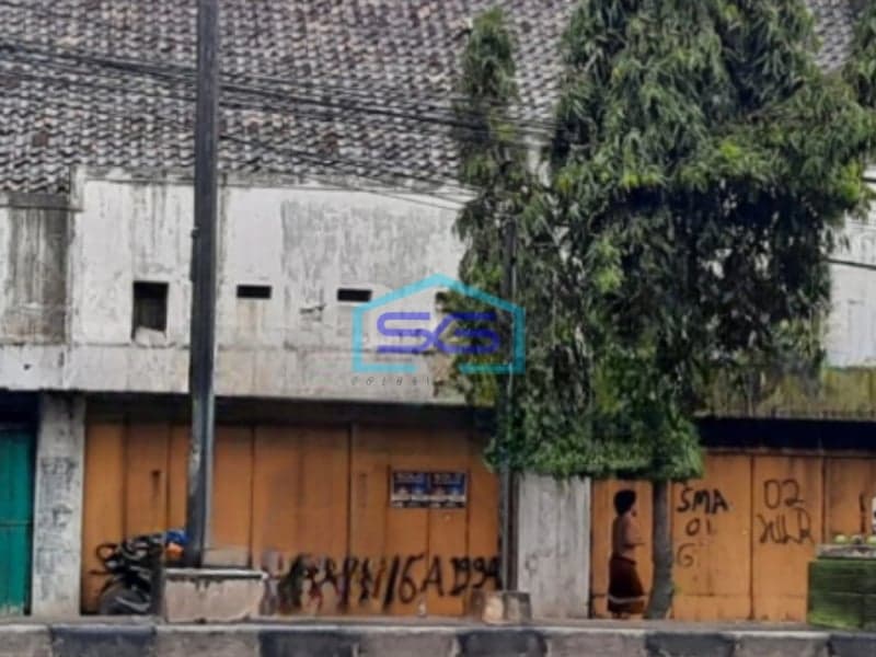 Dijual Gudang Lokasi Strategis di Kauman Batang Jawa Tengah Luas Bangunan  600 m²