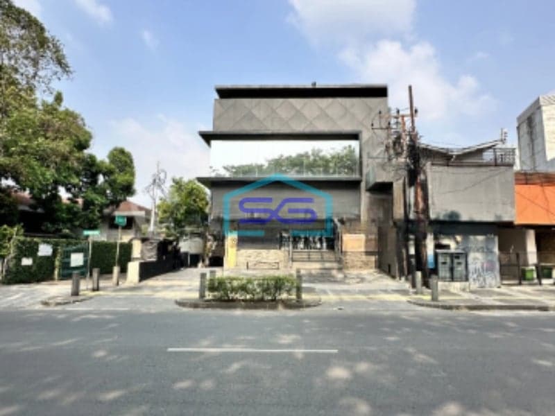 Disewakan Ruang Usaha Ex Bar Area Kemang Jakarta Selatan di Pinggir Jalan Raya LB 1800m2
