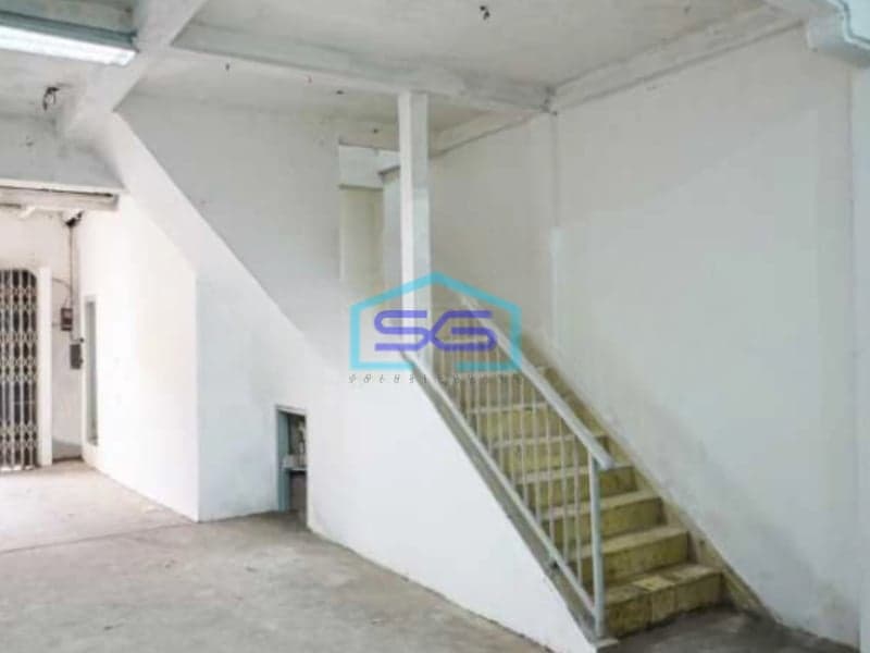 Dijual Gudang Luas Bangunan  500 m² Lokasi Bebas Banjir di Jakarta Barat