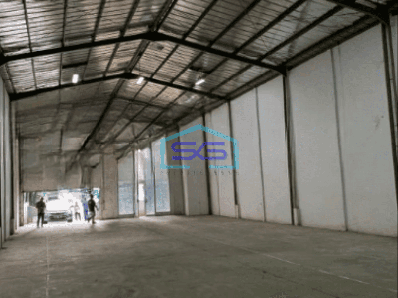 Disewakan Gudang Akses Container 40 Feet Luas Tanah  468 m² di Gading Serpong Tangerang