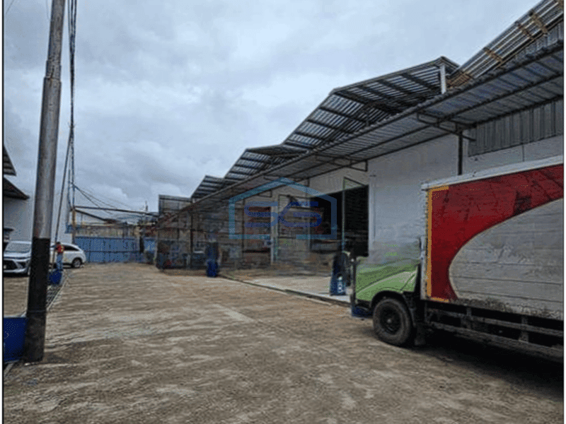 Disewakan gudang bagus dan baru di Kamal Lama