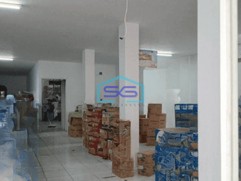 Disewakan Ruko 2 Lantai Kondisi Bagus Luas Tanah 290 m² di Bekasi