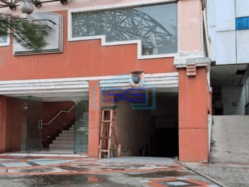 Dijual Gudang  Komersial Jl.raya Kedung Doro Surabaya