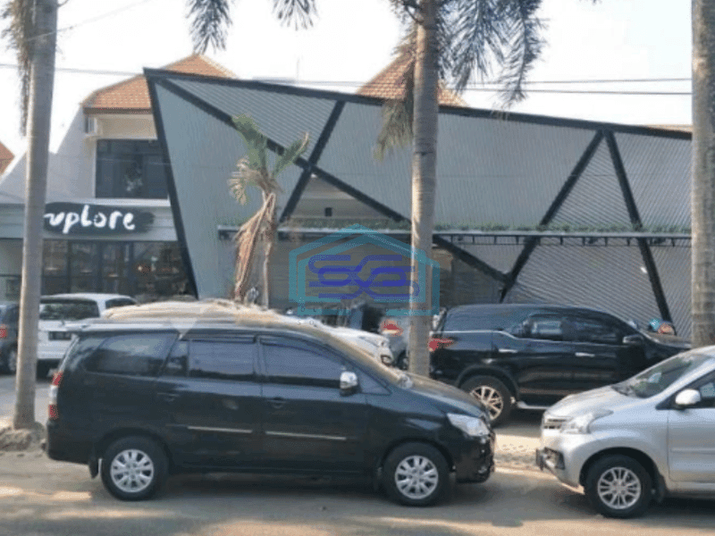 Dijual Ruang Usaha Bangunan Komersial Raya Darmo Luas Bangunan 600 m²