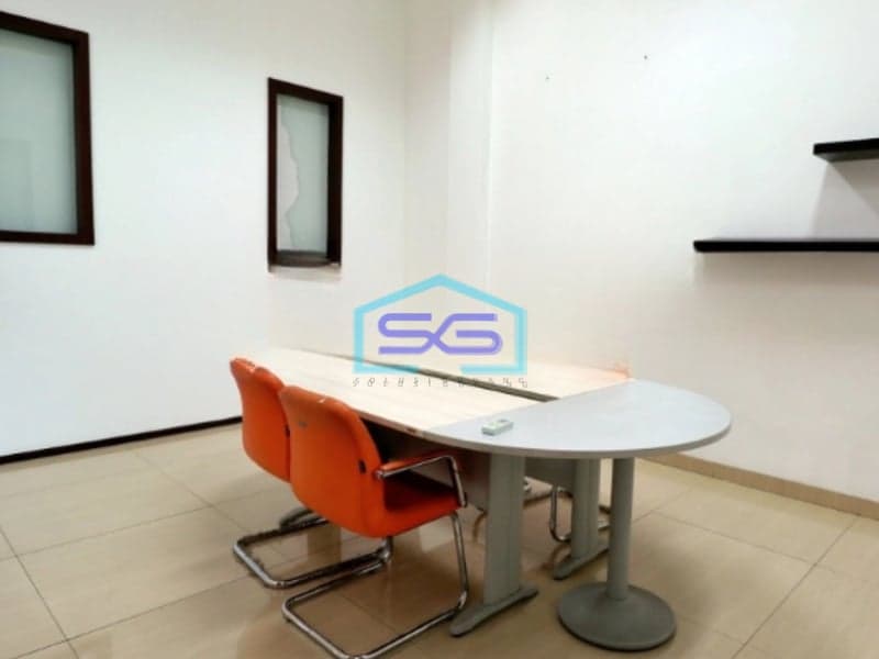 Disewakan Ruko 2 Lantai Luas Tanah  320 m² Lokasi Lengkong Bandung