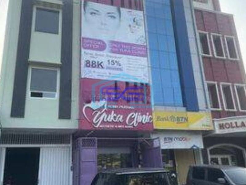 Dijual Ruko 4 lantai siap pakai di Jl KH hasyim ashari cipondoh tangerang