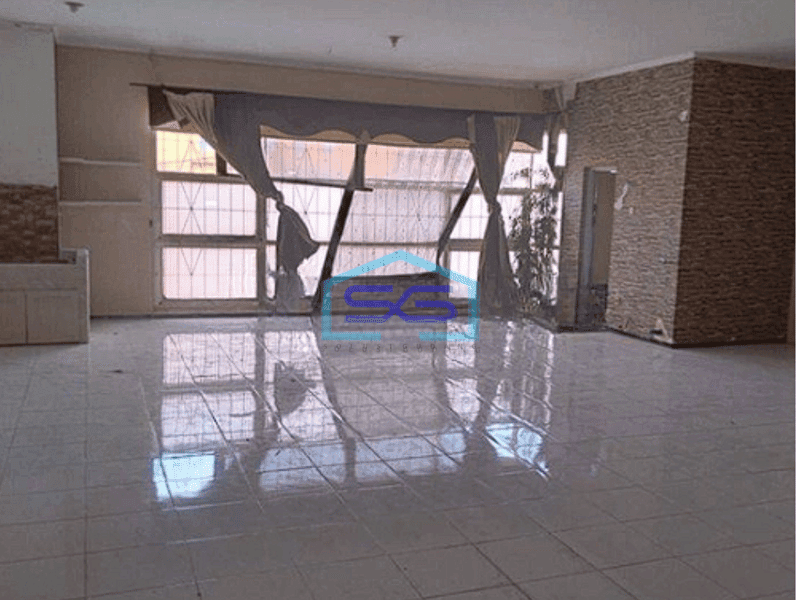 Disewakan Ruko di Pusat Kota Mojokerto 2 Lantai LB 270m2