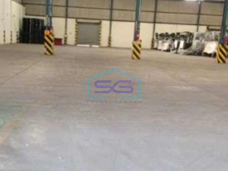 Warehouse for Rent 1728 m² Building Area Located in Cakung East Jakarta