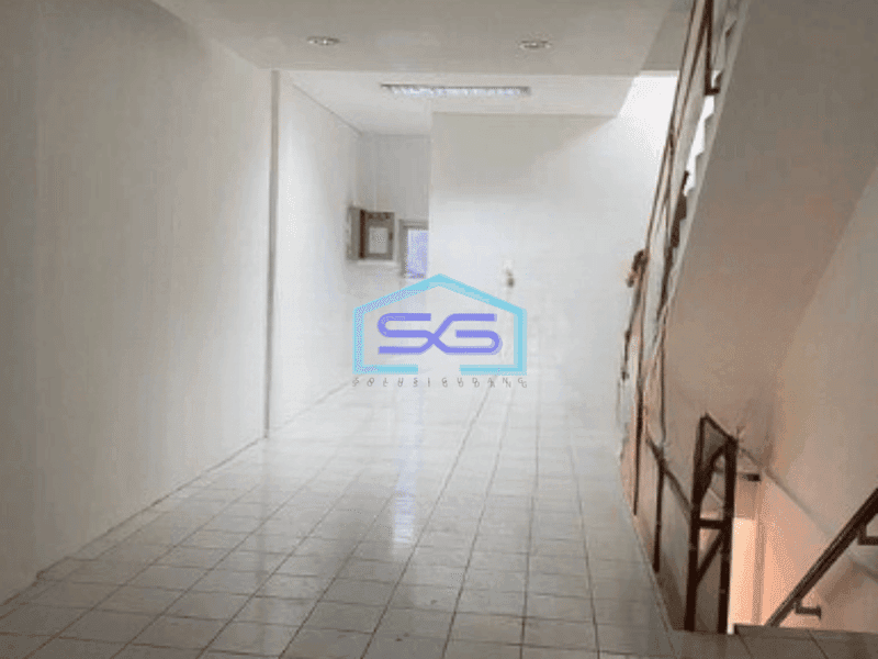 Disewakan Ruko 3 Lantai Kondisi Bangunan Bagus di Cimone Tangerang