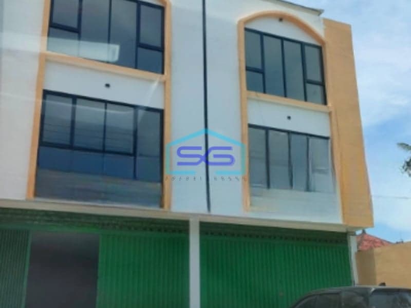 Disewakan Ruko 3 Lantai Luas Bangunan  144 m² Lokasi Kuta Badung Bali