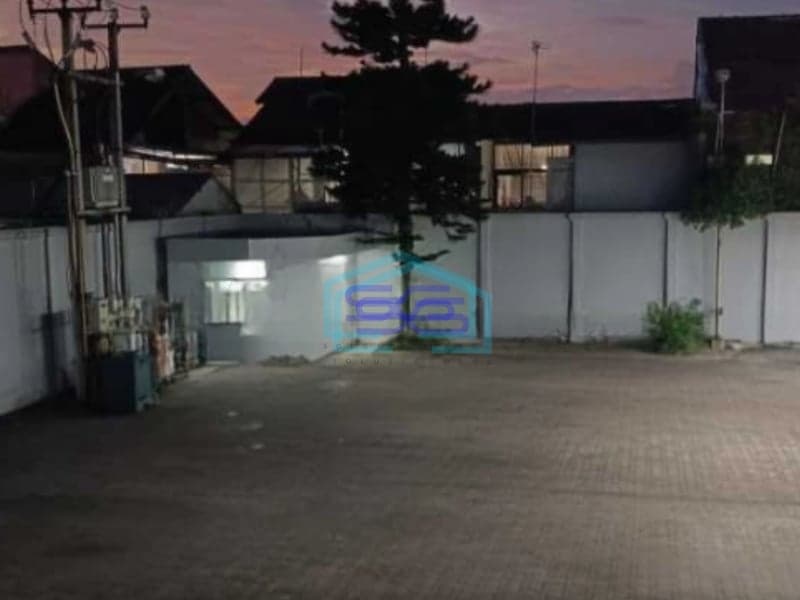 Dijual Ruang Usaha Siap Pakai Di Daerah Soekarno Hatta Bandung Luas Bangunan  3320 m²