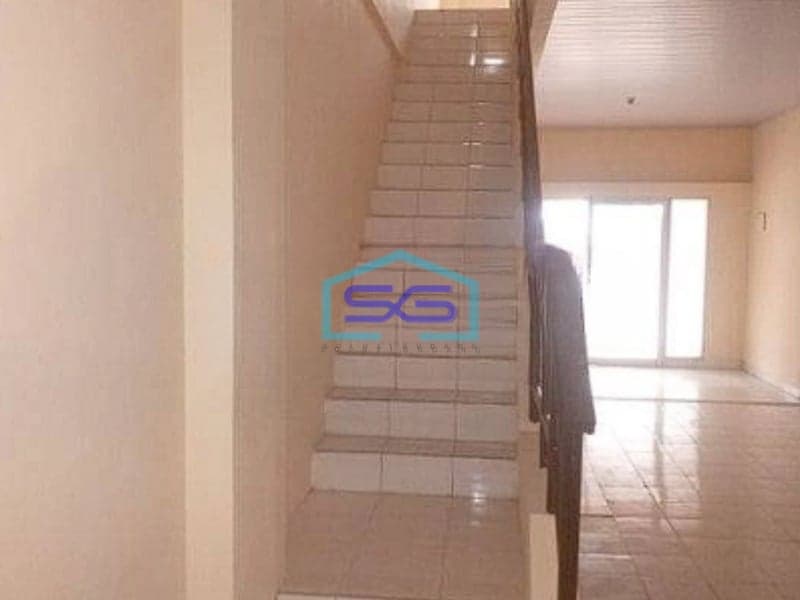 Disewakan Ruko 3 Lantai di Jalan Utama Bekasi