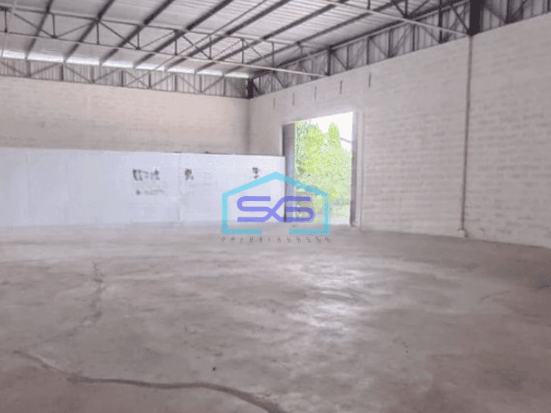 Disewakan Gudang Siap Pakai Luas Tanah  2050 m² di Grogol Jakarta Barat