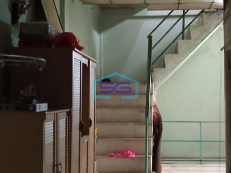 Dijual Ruko dengan Tanah yang Luas di Pusat Kota Jalan Mayor Ruslan Palembang LT 624m2