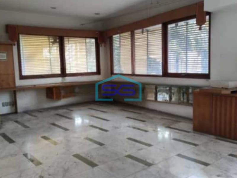 Dijual Ruang Usaha Bisa Untuk Kantor di Main Road Setiabudi Bandung LT 428m2