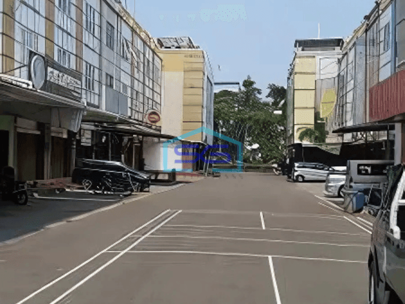 Dijual Ruko 3 Lantai Siap Huni di Golden Boulevard Bsd City Serpong Tangerang Selatan
