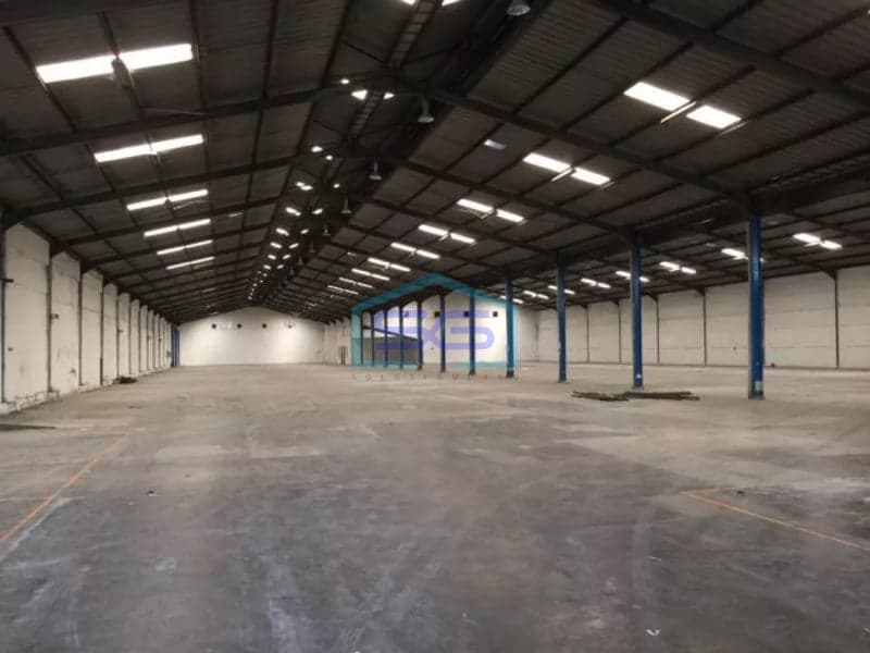 Disewakan gudang di ciracas luas 4030m