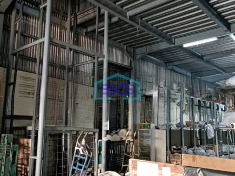 Disewakan Gudang Ada Lift Barang Luas Bangunan  2000 m² Lokasi di Marunda Jakarta Utara