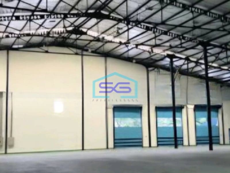 Dijual Gudang Ada Loading Dock Luas Bangunan  7000 m² di Surabaya
