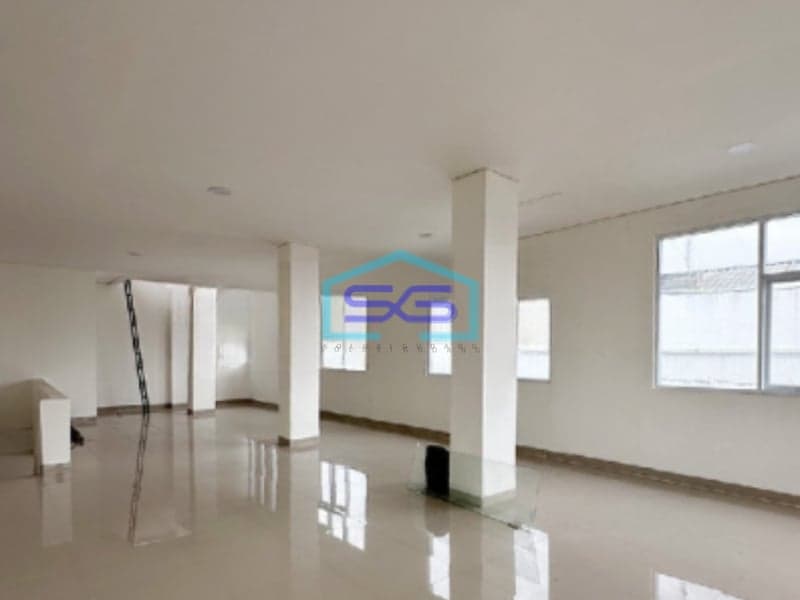 Dijual Ruko Luas Bangunan  324 m²  Lokasi di Tebet Jakarta Selatan