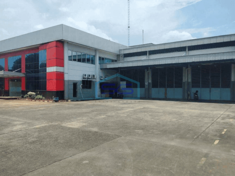 Disewakan Gudang di kawasan jiep pulo gadung bangunan bagus