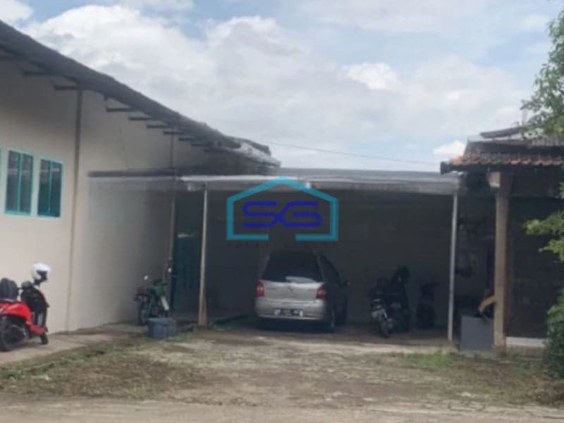 Dijual Gudang Luas Bangunan  700 m² Lokasi Strategis Bebas Banjir di Jatinagor Sumedang