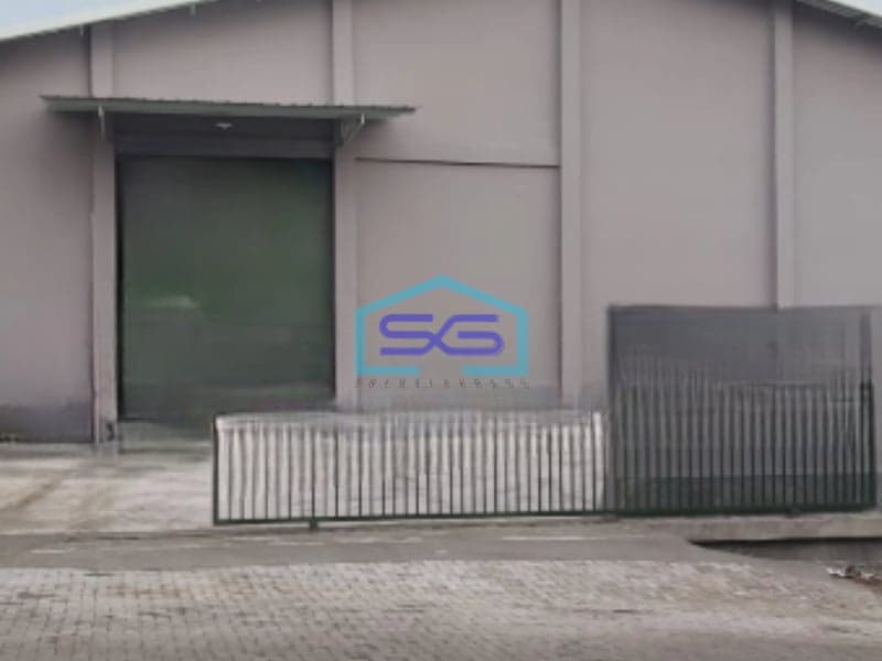 Disewakan Gudang Lokasi Strategis Luas Bangunan  1100 m² di Semarang