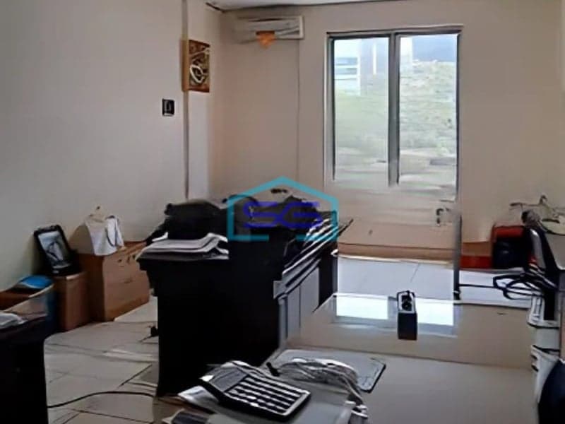 Dijual cepat Ruko 2 Lantai Strategis di Taman Surya 5, Jakarta Barat LB 128m2