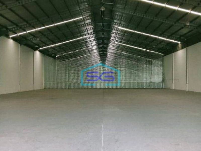 Disewakan Gudang Bagus Ada Loading Dock Dan Almunium Foil di Gunung Putri Bogor