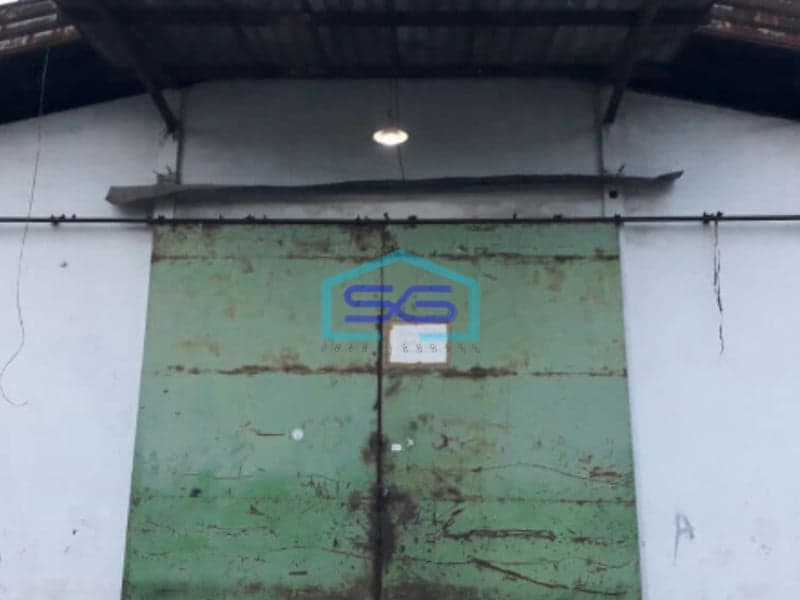 Dijual Gudang Full Renovasi di Margomulyo Permai Surabaya Jawa Timur Luas Tanah 600m2