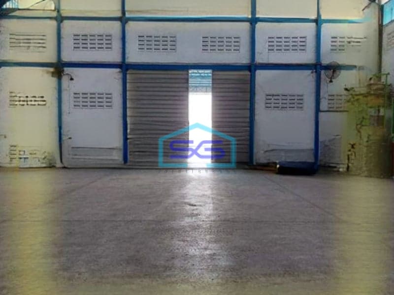 Disewakan Gudang Loading Dock di Margomulyo Permai Surabaya LT 1280m2 Baru