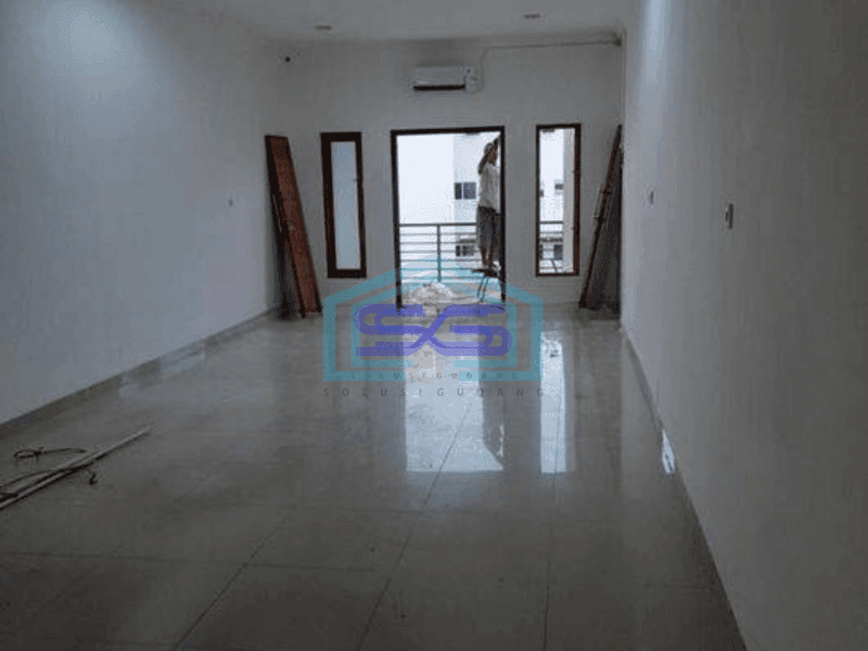 Disewakan ruko duri kepa jakarta barat lokasi bagus