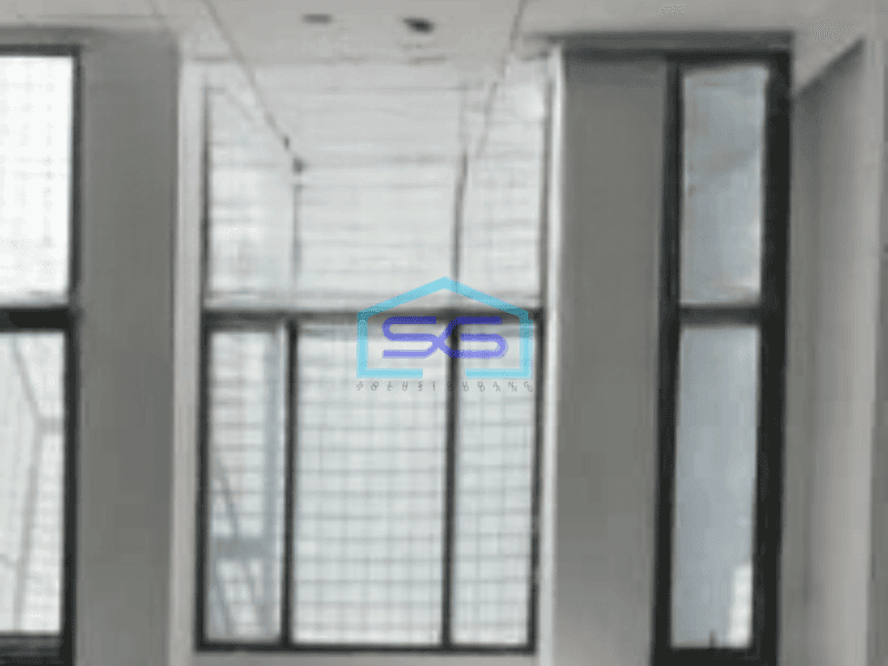 Disewakan Ruko di Jalan Raya Kelapa Gading Jakarta Utara Luas Bangunan  210 m²