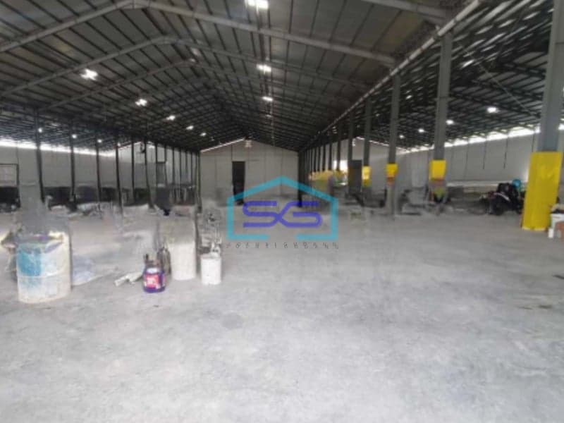 Disewakan Gudang Ada Loading Dock Luas Tanah  13000 m² Lokasi Bebas Banjir di Ngaliyan Semarang