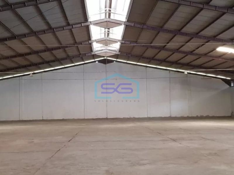 Disewakan gudang di pelumpang jakarta utara luas 800m,1800m, 500m dan 200m